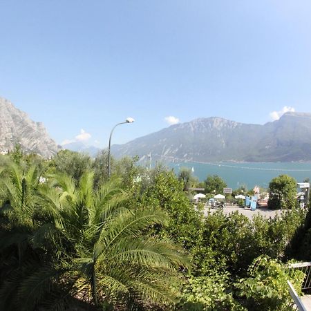 Hotel Riviera Panoramic Green Resort Limone sul Garda Room photo